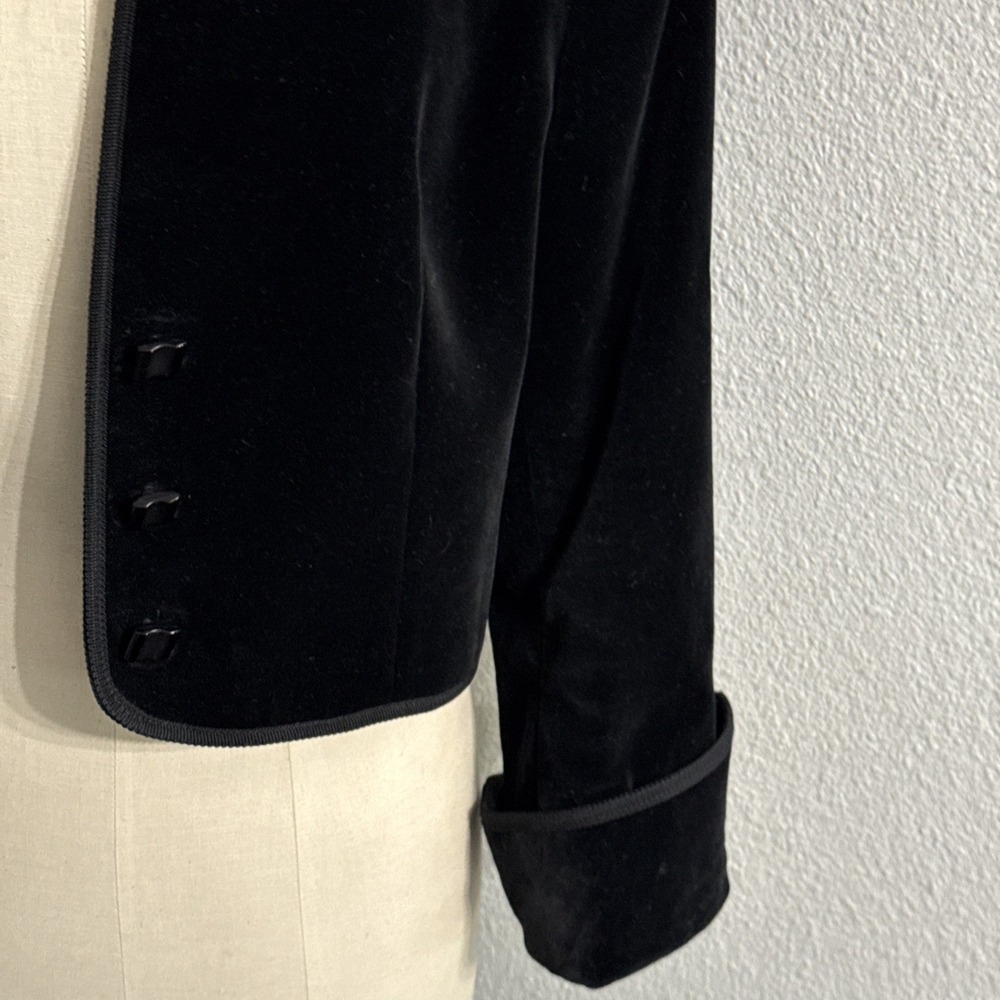 VTG Jaeger Black Velvet Short Cropped Fitted Blazer Jacket Sz 10 Great Britain - Picture 7 of 11